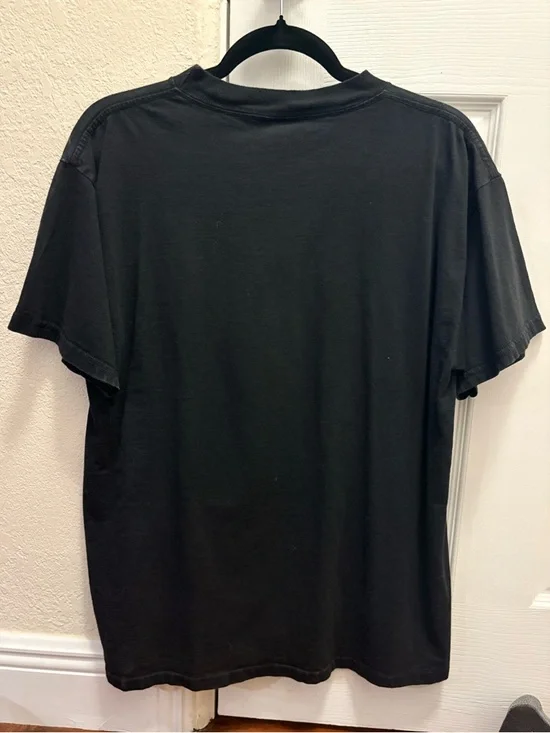 Vintage Wallace & Gromit Gromit Raincoat Graphic Tee Tultex Size L Black - Picture 4 of 4